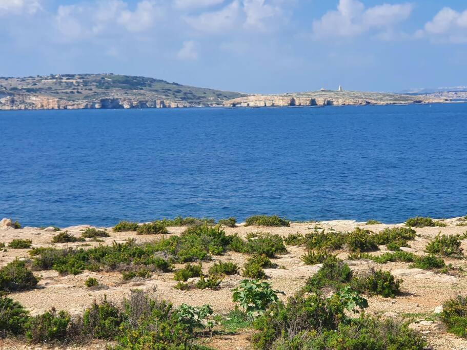 Private Room In A Modern Apartment With Pool And Sea View San Pawl il-Baħar Eksteriør bilde