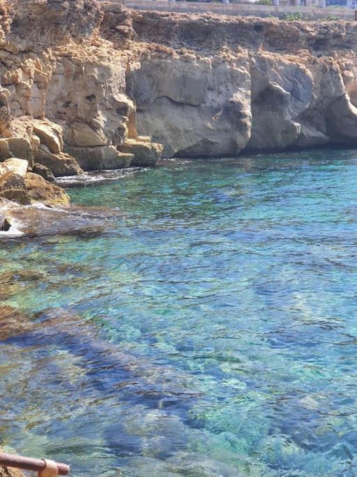 Private Room In A Modern Apartment With Pool And Sea View San Pawl il-Baħar Eksteriør bilde